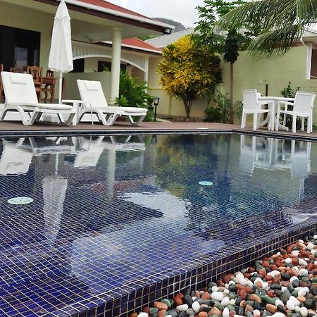Emma'S Guest House And Self-Catering Au Cap Екстериор снимка