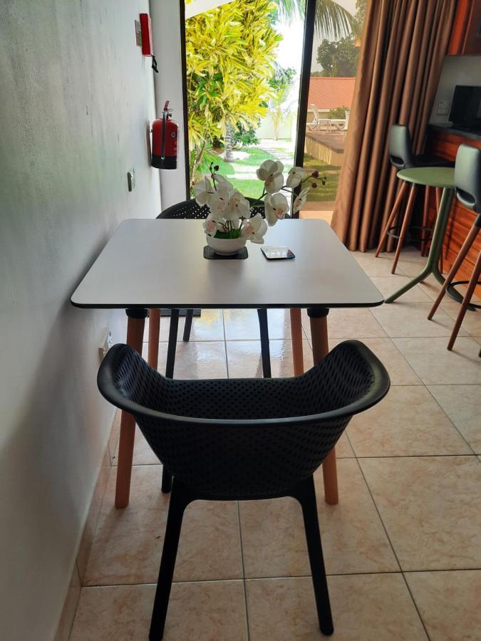 Emma'S Guest House And Self-Catering Au Cap Екстериор снимка