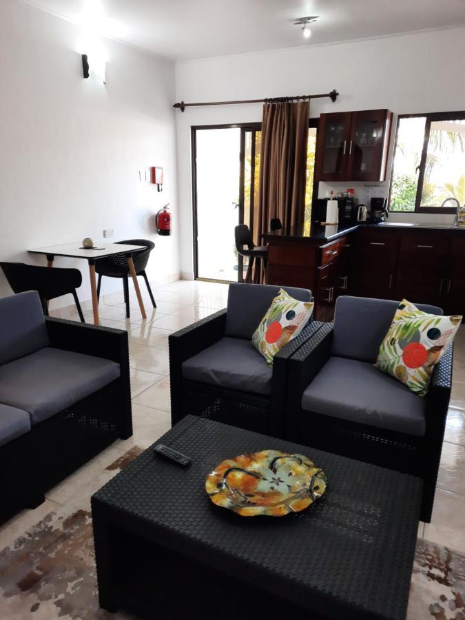Emma'S Guest House And Self-Catering Au Cap Екстериор снимка