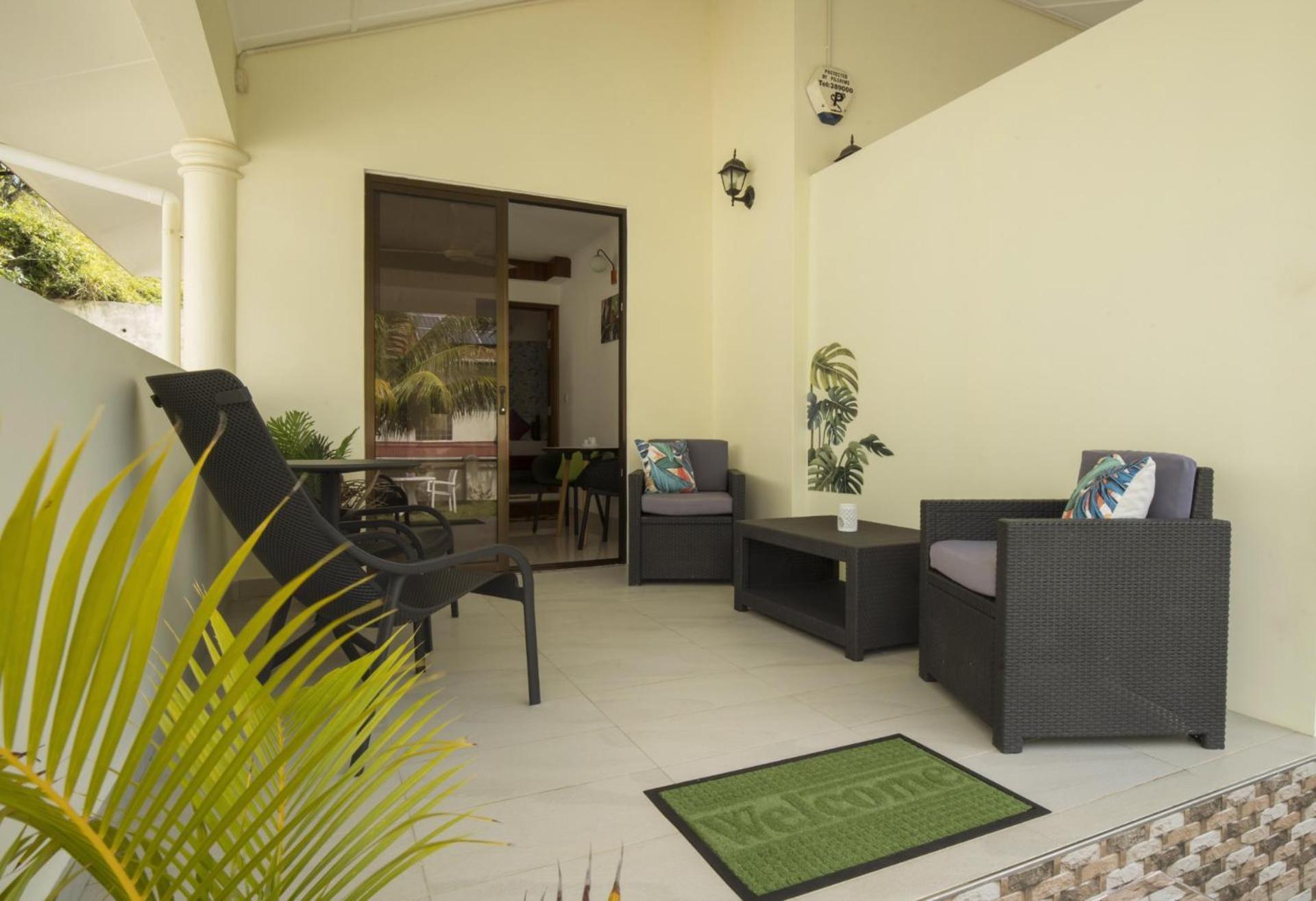 Emma'S Guest House And Self-Catering Au Cap Екстериор снимка