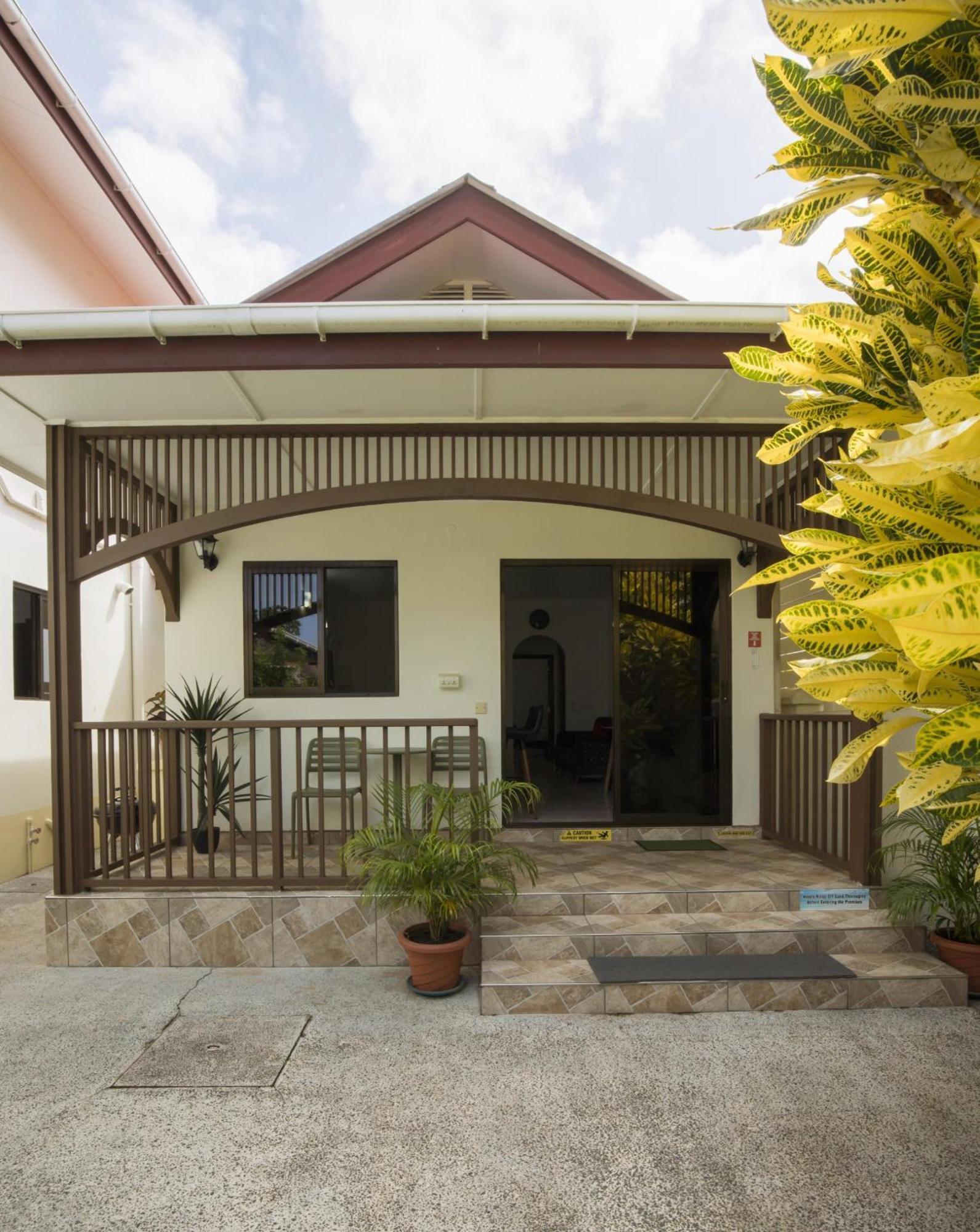Emma'S Guest House And Self-Catering Au Cap Екстериор снимка