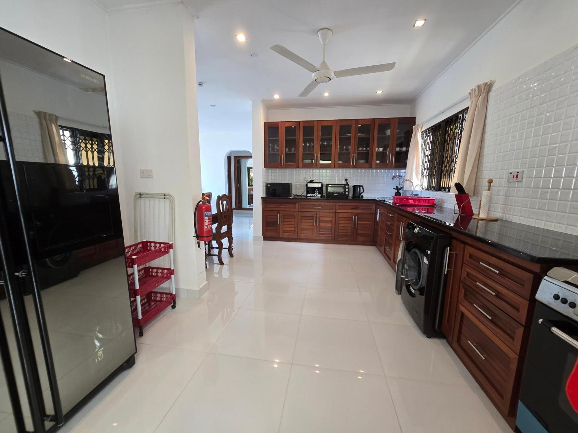 Emma'S Guest House And Self-Catering Au Cap Екстериор снимка